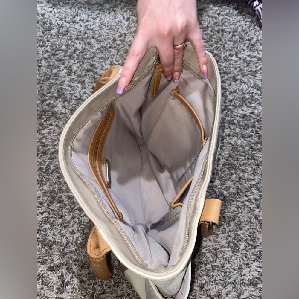 Purse - Picture 6 of 7